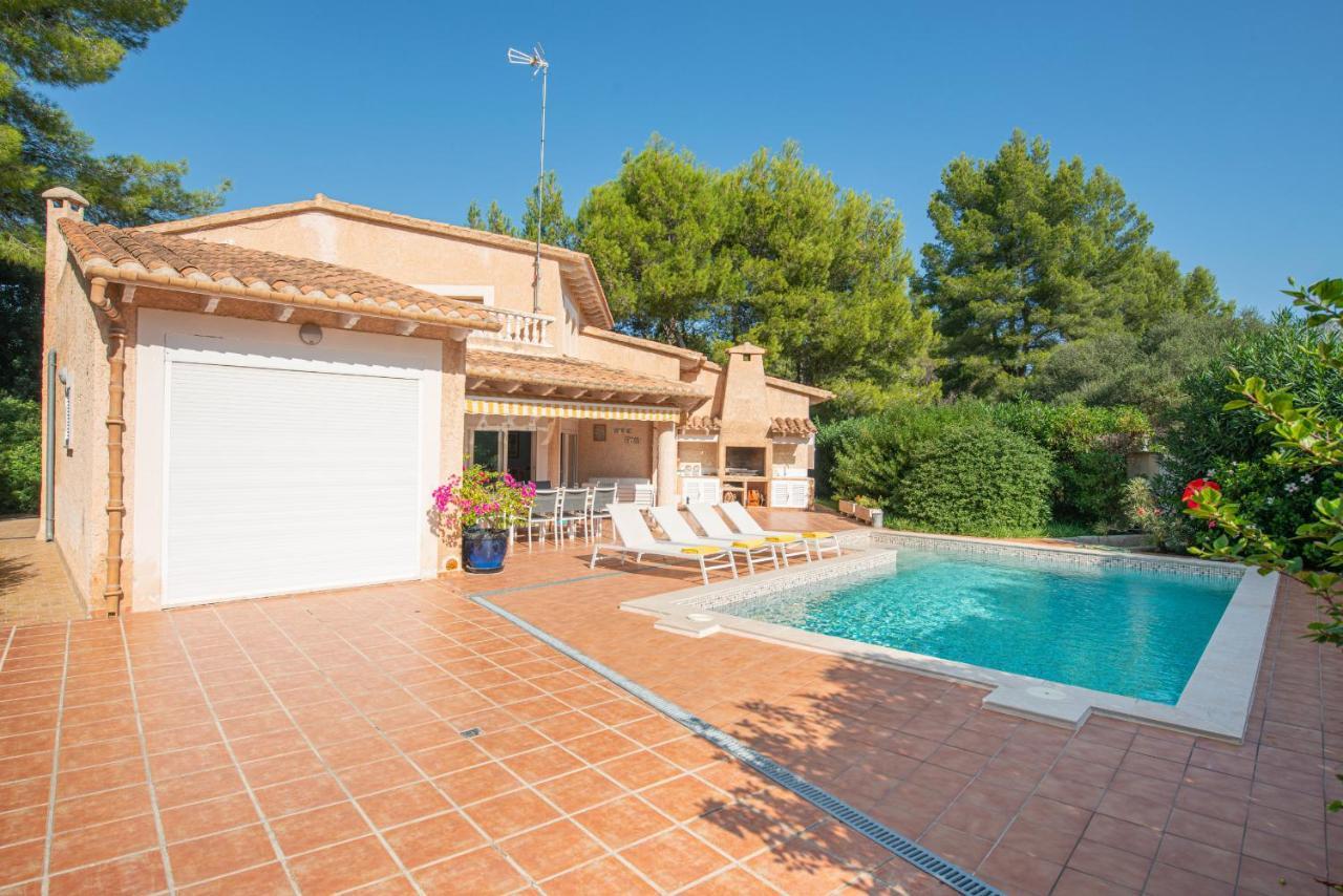 Chalet Estranys, Con Piscina Privada