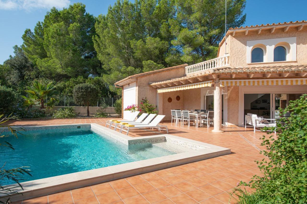 Estranys, Con Piscina Privada Chalet